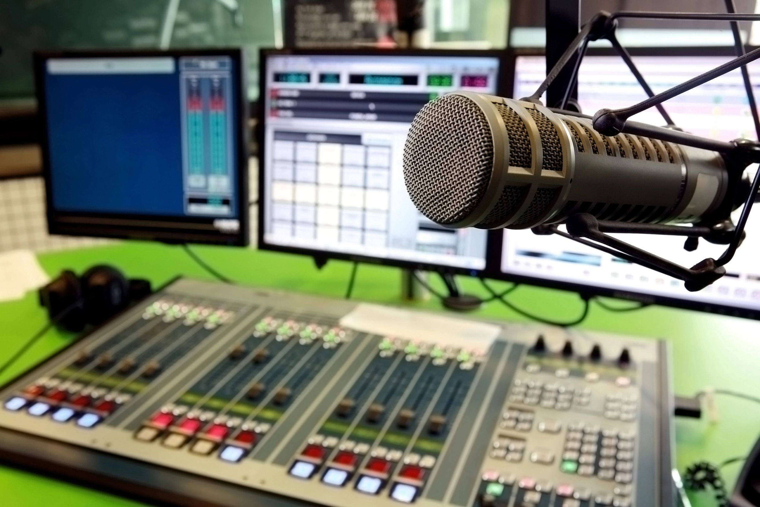DJ Mixing in Studio